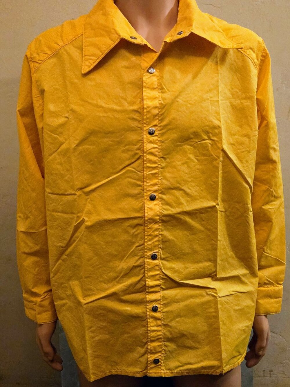 Mens' Yellow Full Snap Windbreaker Shell by Alpine Designs, Boulder, CO, Size M